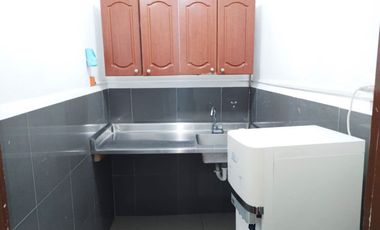 PR19000 Bodega en arriendo en el sector La Esmeralda