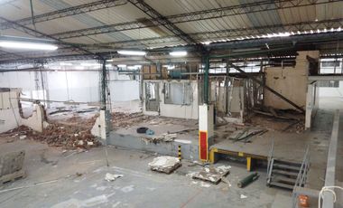 PR19000 Bodega en arriendo en el sector La Esmeralda