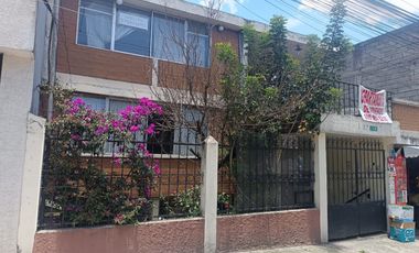 Casa Rentera en Venta - Sector Colegio Montufar