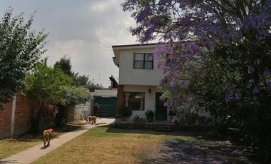 Casa en VENTA…  Santa María La Magdalena Ocotitlán, Zona Residencial de Metepec