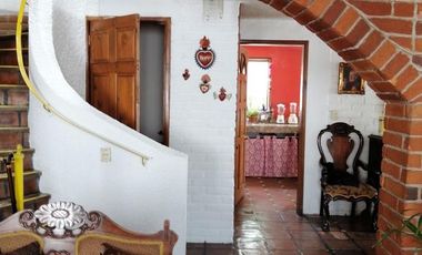 Casa en VENTA…  Santa María La Magdalena Ocotitlán, Zona Residencial de Metepec