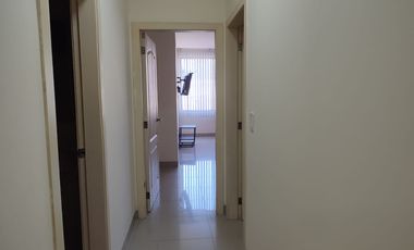 Departamento amoblado de alquiler en Urdesa Central, 1 parqueo, área social