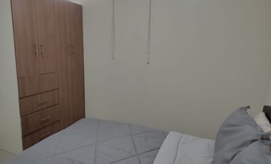 Departamento amoblado de alquiler en Urdesa Central, 1 parqueo, área social