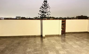 VENDO AMPLIO DUPLEX 211 M2 FRENTE A PARQUE EN LOS PORTALES DE JAVIER PRADO - ATE