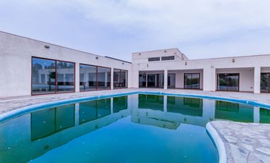 VENTA DE PARCELA CHICUREO, PARA INVERSION,