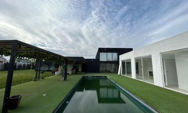 VENTA DE PARCELA CHICUREO, PARA INVERSION,