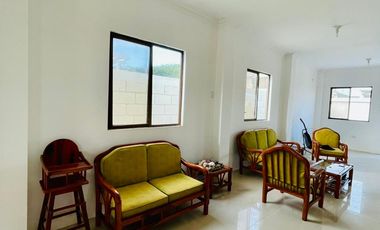 VENDO CASA DE DOS PISOS CON SALIDA AL MAR EN URBANIZACION PRIVADA