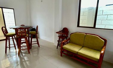 VENDO CASA DE DOS PISOS CON SALIDA AL MAR EN URBANIZACION PRIVADA