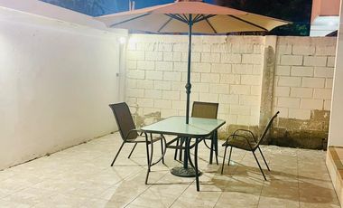 VENDO CASA DE DOS PISOS CON SALIDA AL MAR EN URBANIZACION PRIVADA