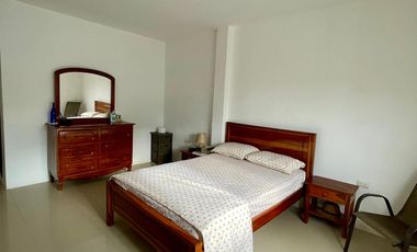 VENDO CASA DE DOS PISOS CON SALIDA AL MAR EN URBANIZACION PRIVADA