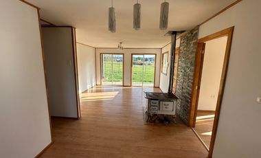 En Venta acogedora casa en parcela con excelente conexión en Paillaco, Región de Los Ríos.