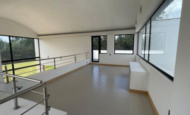 VENTA HERMOSA CASA LA CALERA CUNDINAMARCA COLOMBIA.