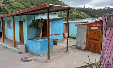 Venta de casa de campo en Otavalo sector Rio Blanco