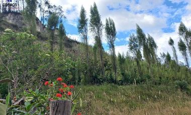 Venta de casa de campo en Otavalo sector Rio Blanco