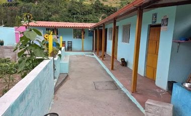 Venta de casa de campo en Otavalo sector Rio Blanco
