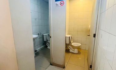 Local Comercial En Amunategui / Metro Moneda Y Torre Entel