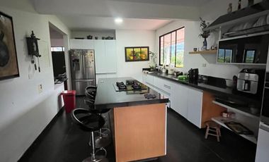 Acogedora Casa Quinta en Arbelaez
