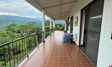 Acogedora Casa Quinta en Arbelaez