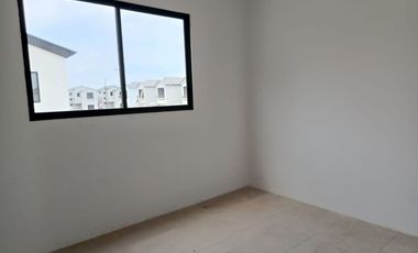 Casa de venta en la Urbanización Los Prados, por estrenar, 4 dormitorios.
