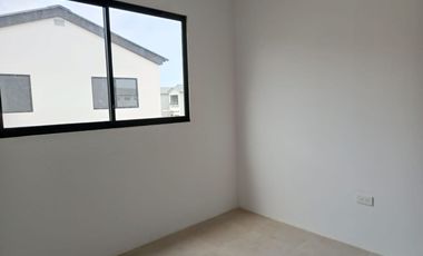 Casa de venta en la Urbanización Los Prados, por estrenar, 4 dormitorios.
