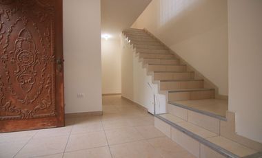 LINDA CASA EN VENTA –O - ALQUILER- URB. SAN ISIDRO - PIURA