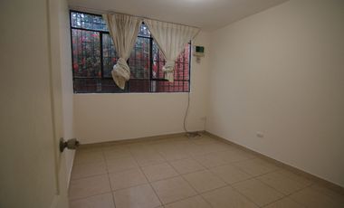 LINDA CASA EN VENTA –O - ALQUILER- URB. SAN ISIDRO - PIURA