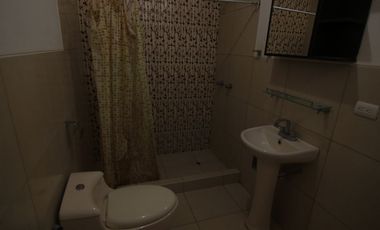 LINDA CASA EN VENTA –O - ALQUILER- URB. SAN ISIDRO - PIURA