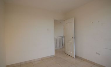 LINDA CASA EN VENTA –O - ALQUILER- URB. SAN ISIDRO - PIURA