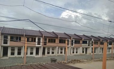 For Sale Townhouse in Bulacan | Deca Homes Meycauayan