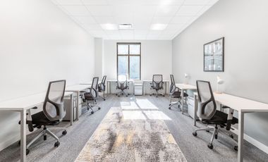 Oficina privada con todos los servicios incluidos para ti y tu equipo en Chia, Spaces Sybellius