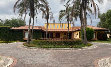 SE VENDE HERMOSA PROPIEDAD EN PUEMBO (PROX ARRAYANES)
