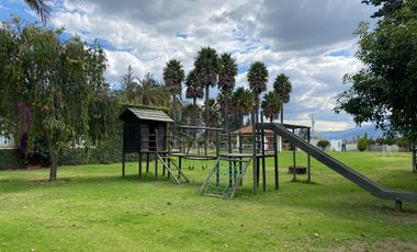 SE VENDE HERMOSA PROPIEDAD EN PUEMBO (PROX ARRAYANES)