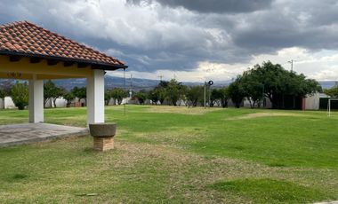 SE VENDE HERMOSA PROPIEDAD EN PUEMBO (PROX ARRAYANES)