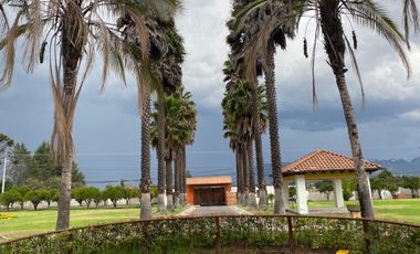 SE VENDE HERMOSA PROPIEDAD EN PUEMBO (PROX ARRAYANES)