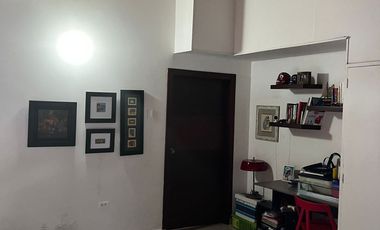 VENTA BONITA CASA DUPLEX EN BARRIO VILLASANTOS