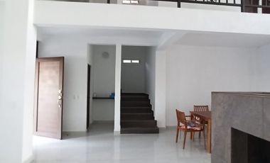 TEPOTZOTLAN  CASA TOTALMENTE NUEVA  EN EXCLUSIVO FRACCIONAMIENTO