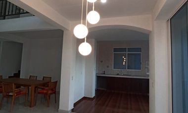 TEPOTZOTLAN  CASA TOTALMENTE NUEVA  EN EXCLUSIVO FRACCIONAMIENTO