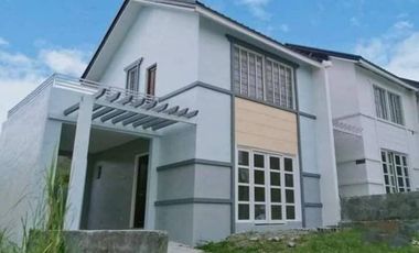 affordable townhouse near  Quezon City