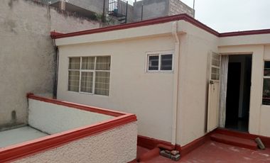 Casa en venta en Valle de Santa Mónica Tlalnepantla de Baz