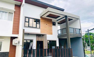 NEWLY BUILT FIVE BEDROOM HOUSE AND LOT FOR SALE IN ANGELES CITY PAMPANGA