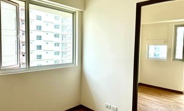condo in pasay rent to own ready of occupancy near mall of asia pasay near dampa solaire OWWA DFA ASEANNA