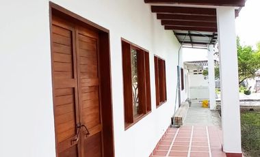 CENTRAL Y AMPLIA CASA-LOTE PARA PROYECTO COMERCIAL EN MARIQUITA (TOLIMA) EN VENTA
