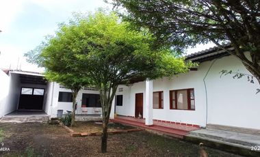 CENTRAL Y AMPLIA CASA-LOTE PARA PROYECTO COMERCIAL EN MARIQUITA (TOLIMA) EN VENTA