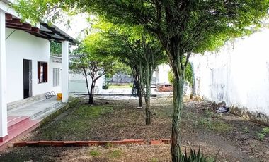 CENTRAL Y AMPLIA CASA-LOTE PARA PROYECTO COMERCIAL EN MARIQUITA (TOLIMA) EN VENTA