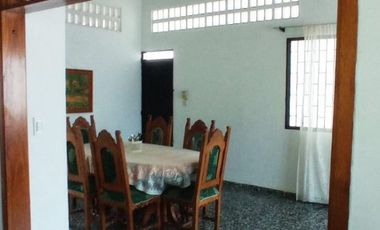 CENTRAL Y AMPLIA CASA-LOTE PARA PROYECTO COMERCIAL EN MARIQUITA (TOLIMA) EN VENTA