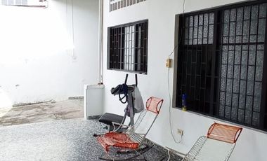 CENTRAL Y AMPLIA CASA-LOTE PARA PROYECTO COMERCIAL EN MARIQUITA (TOLIMA) EN VENTA