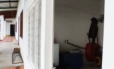 CENTRAL Y AMPLIA CASA-LOTE PARA PROYECTO COMERCIAL EN MARIQUITA (TOLIMA) EN VENTA