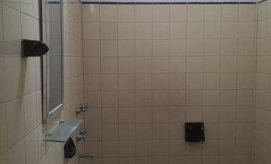 VENTA CASA PASO DEL REY CENTRO U$S 45.000 SUPERFICIE TOTAL DEL TERRENO 217 M2 CON ESCRITURA