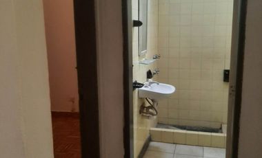 VENTA CASA PASO DEL REY CENTRO U$S 45.000 SUPERFICIE TOTAL DEL TERRENO 217 M2 CON ESCRITURA