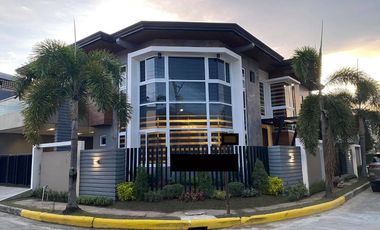 FULLY FURNISHED 5BR MODERN HOUSE WITH POOL FOR SALE!
